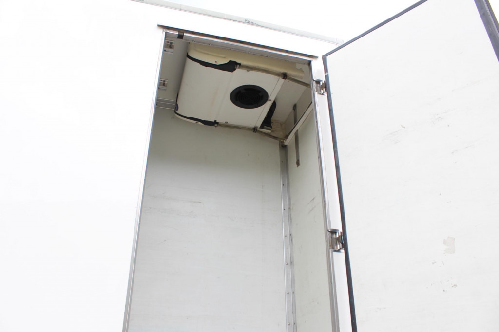 MAN TGS 26.400 CS 1250Mt. Bi-Temp. Strom LBW TW - مبردة شاحنة: صور 5 MAN TGS 26.400 CS 1250Mt. Bi-Temp. Strom LBW TW - مبردة شاحنة: صور 5