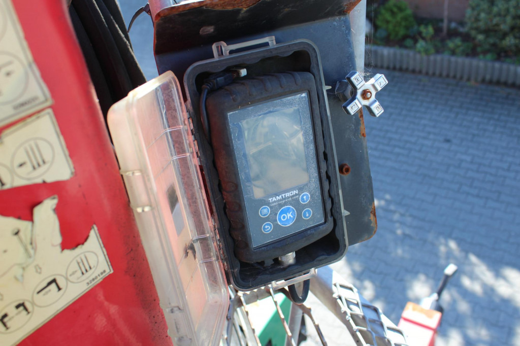 MAN TGX 33.560 D38Motor 6x4 Intarder KESLA-Holzkran - شاحنة قطع الأشجار, شاحنة كرين: صور 5 MAN TGX 33.560 D38Motor 6x4 Intarder KESLA-Holzkran - شاحنة قطع الأشجار, شاحنة كرين: صور 5