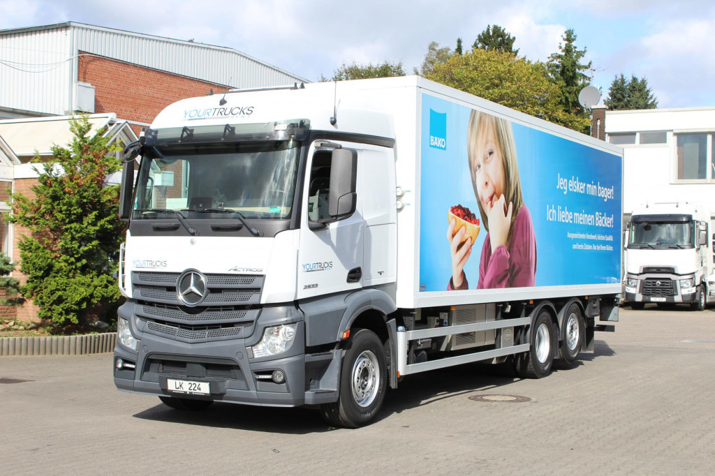 Mercedes-Benz Actros 2533 E6 Kühlkoffer Lift-Lenkachse LBW - مبردة شاحنة: صور 1 Mercedes-Benz Actros 2533 E6 Kühlkoffer Lift-Lenkachse LBW - مبردة شاحنة: صور 1
