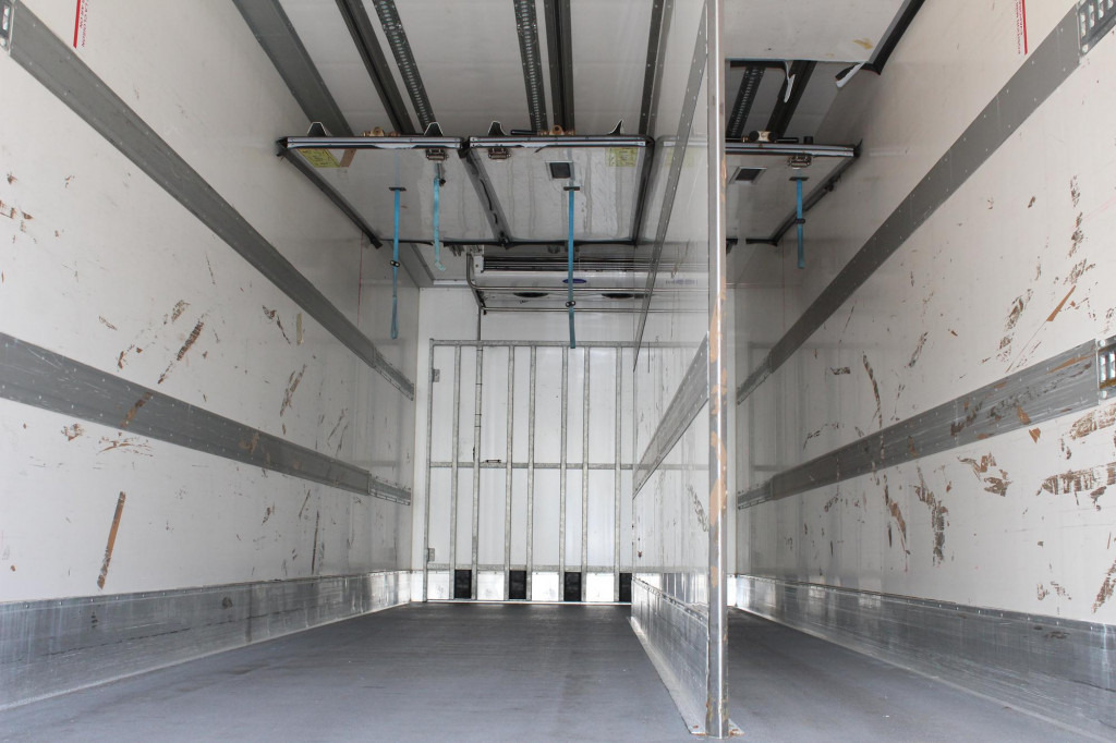 Mercedes-Benz Antos 2536 E6 CS 1250Mt Tri-temp LBW TW ATP - مبردة شاحنة: صور 4 Mercedes-Benz Antos 2536 E6 CS 1250Mt Tri-temp LBW TW ATP - مبردة شاحنة: صور 4