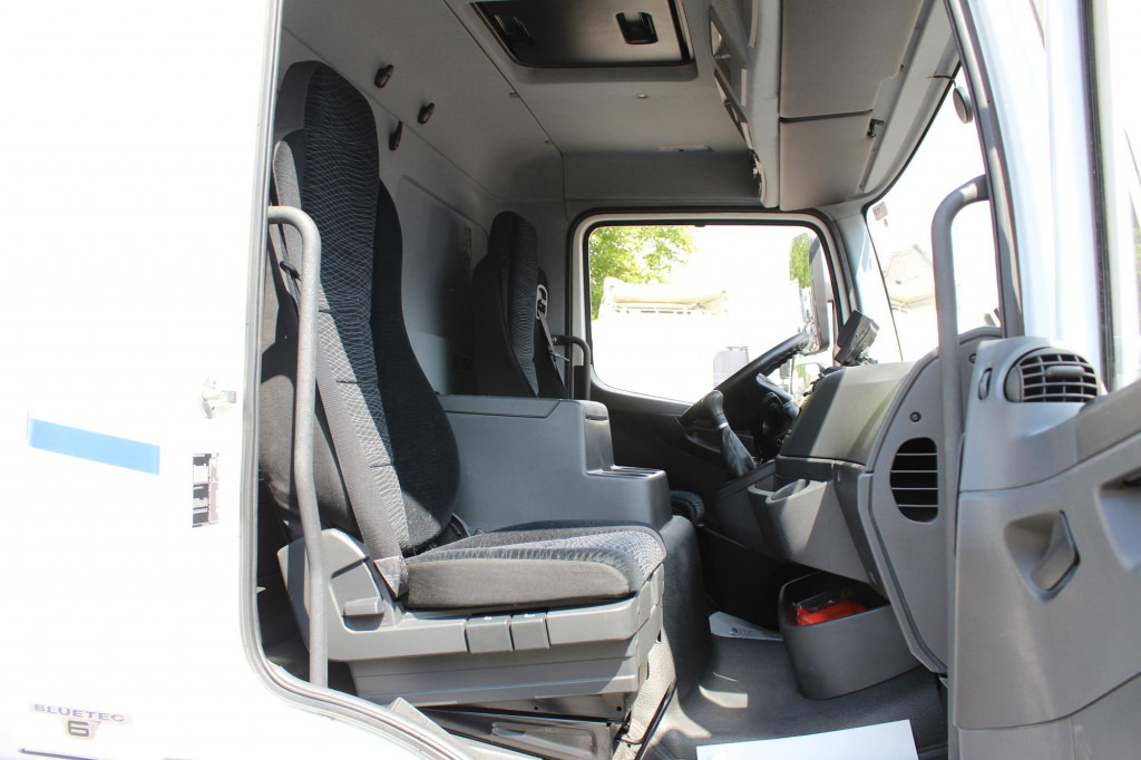 Mercedes-Benz Atego 1321 E6 Koffer Klima Kamera Schalter LBW - بصندوق مغلق شاحنة: صور 4 Mercedes-Benz Atego 1321 E6 Koffer Klima Kamera Schalter LBW - بصندوق مغلق شاحنة: صور 4