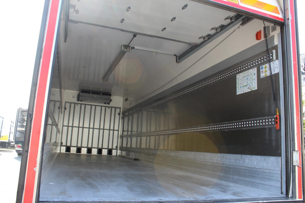 مبردة شاحنة Renault D 320E6 Wide CS 1050 Strom Rolltor+LBW FRC Bett: صور 15