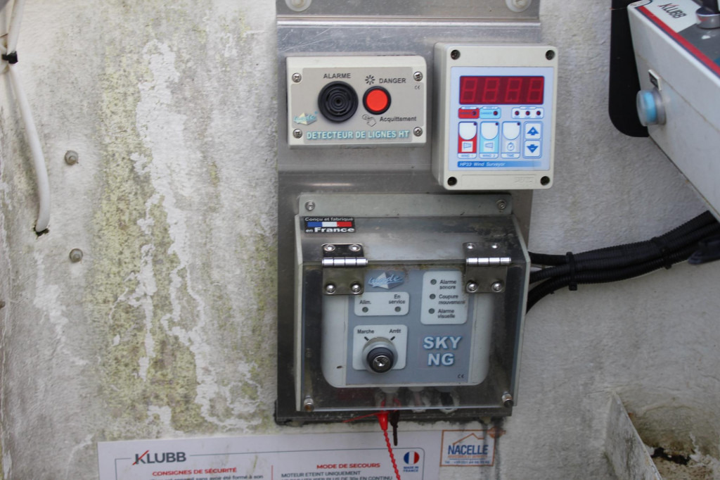 Renault Master Bühne KLUBB 11m 2 Personen Korb 200kg - مصاعد الازدهار محمولة على شاحنة: صور 2 Renault Master Bühne KLUBB 11m 2 Personen Korb 200kg - مصاعد الازدهار محمولة على شاحنة: صور 2