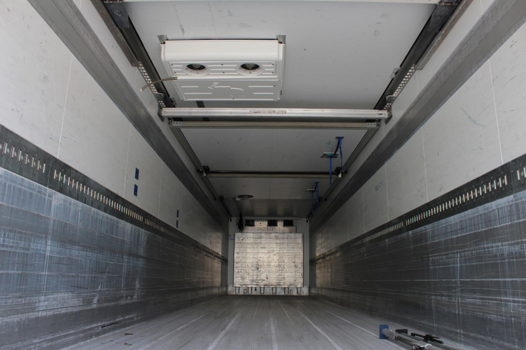 SCHMITZ Bi-Multi-Temp. TW Rolltor Lenkachse Rent-Miete - مبردة نصف مقطورة: صور 2 SCHMITZ Bi-Multi-Temp. TW Rolltor Lenkachse Rent-Miete - مبردة نصف مقطورة: صور 2