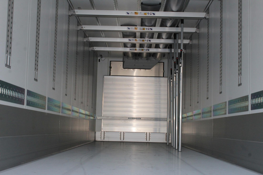 SCHMITZ Thermo KingA400 Blumen Ladebordwand Miete-Rent - مبردة نصف مقطورة: صور 3 SCHMITZ Thermo KingA400 Blumen Ladebordwand Miete-Rent - مبردة نصف مقطورة: صور 3