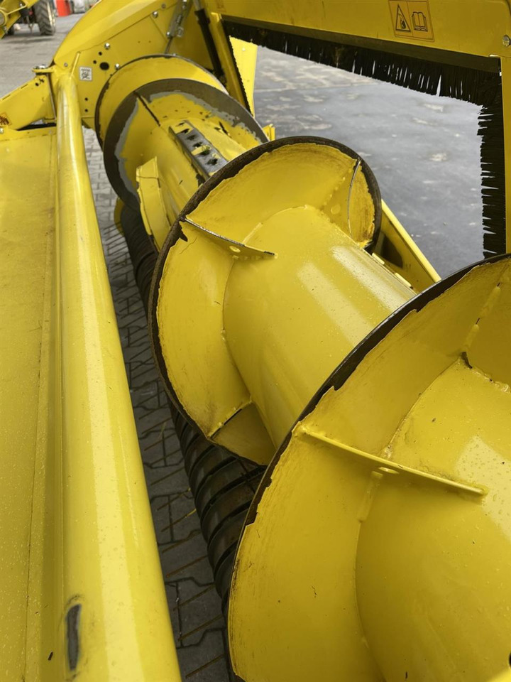 تأجير John Deere 8300i Feldhäcksler, Harvestlap, Pickup, Kemper, erst 910 Betriebsstunden, Baujahr 2018 John Deere 8300i Feldhäcksler, Harvestlap, Pickup, Kemper, erst 910 Betriebsstunden, Baujahr 2018: صور 18 تأجير John Deere 8300i Feldhäcksler, Harvestlap, Pickup, Kemper, erst 910 Betriebsstunden, Baujahr 2018 John Deere 8300i Feldhäcksler, Harvestlap, Pickup, Kemper, erst 910 Betriebsstunden, Baujahr 2018: صور 18