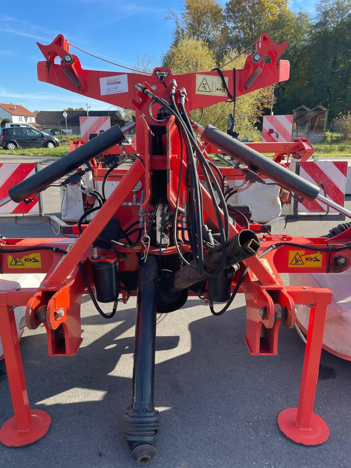 Kuhn GMD 8730 FF GMD 802F FF Mähkombination Mähwerk - جزازة: صور 5 Kuhn GMD 8730 FF GMD 802F FF Mähkombination Mähwerk - جزازة: صور 5