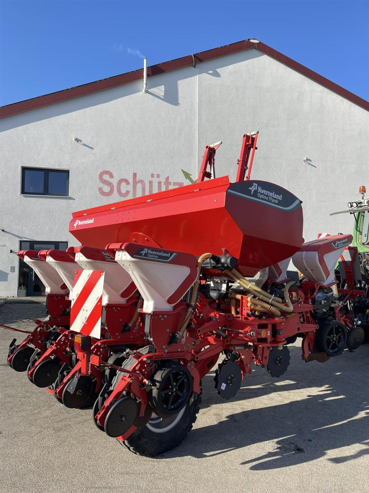 Kverneland Optima TF Profi 2, 8-reihig, mechanischer Antrieb, Düngeeinrichtug, Baujahr 2018, gepflegter Zustand - وضع البذور فى خطوط: صور 5 Kverneland Optima TF Profi 2, 8-reihig, mechanischer Antrieb, Düngeeinrichtug, Baujahr 2018, gepflegter Zustand - وضع البذور فى خطوط: صور 5