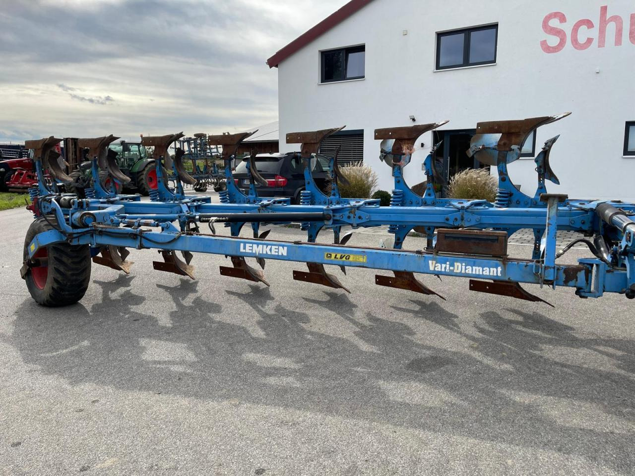 Lemken 7-Schar Pflug Vari Diamant 9X 6/7L100 - محراث: صور 3 Lemken 7-Schar Pflug Vari Diamant 9X 6/7L100 - محراث: صور 3