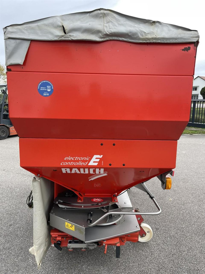 Rauch Axera Düngerstreuer H EMC 1102 Quantron P - آلة رش الأسمدة: صور 4 Rauch Axera Düngerstreuer H EMC 1102 Quantron P - آلة رش الأسمدة: صور 4