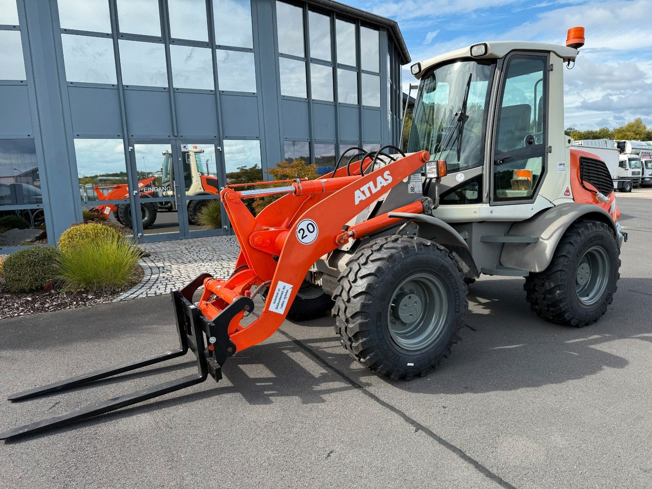 Atlas AR 80 hydr. SW , Palettengabel - اللودر بعجل: صور 3 Atlas AR 80 hydr. SW , Palettengabel - اللودر بعجل: صور 3