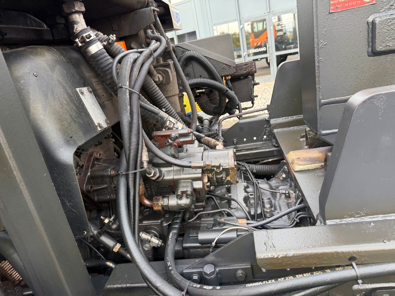 شاحنة ذات الخطاف Iveco Trakker 330 EEV Winterdienst Abroll: صور 14 شاحنة ذات الخطاف Iveco Trakker 330 EEV Winterdienst Abroll: صور 14