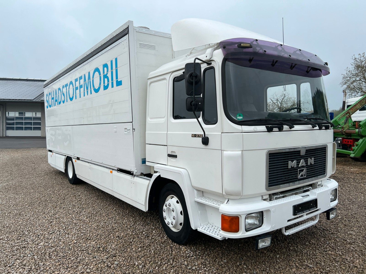 MAN 14.272 Schwenkwand / Schadstoffmobil MAN 14.272 Schwenkwand / Schadstoffmobil - نقل الشراب شاحنة: صور 4 MAN 14.272 Schwenkwand / Schadstoffmobil MAN 14.272 Schwenkwand / Schadstoffmobil - نقل الشراب شاحنة: صور 4
