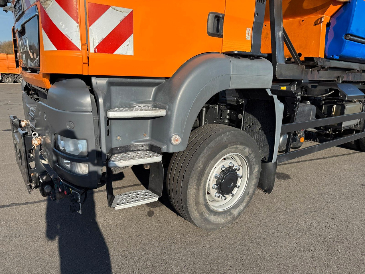 MAN TGS 18.360 4x4 Winterdienst Meiller Abroller - شاحنة ذات الخطاف: صور 4 MAN TGS 18.360 4x4 Winterdienst Meiller Abroller - شاحنة ذات الخطاف: صور 4