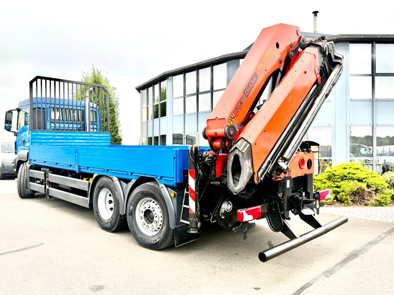 MAN TGS 26.360 6x2 Palfinger PK 27002- Funk- - شاحنات مسطحة: صور 3 MAN TGS 26.360 6x2 Palfinger PK 27002- Funk- - شاحنات مسطحة: صور 3