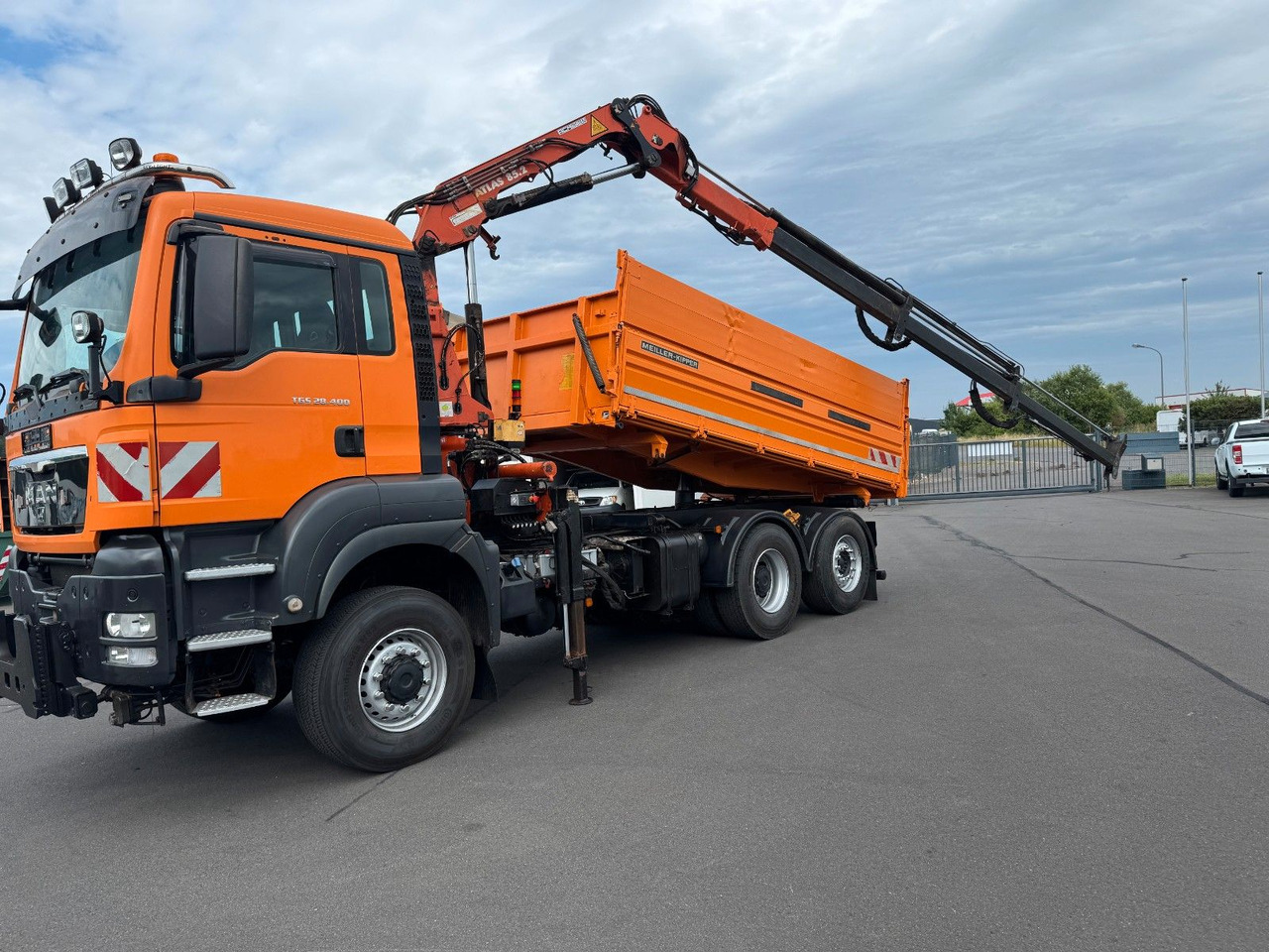 MAN TGS 28.400 6x4-4 BL Kipper / Kran / Winterdienst - قلابات, شاحنة كرين: صور 1 MAN TGS 28.400 6x4-4 BL Kipper / Kran / Winterdienst - قلابات, شاحنة كرين: صور 1
