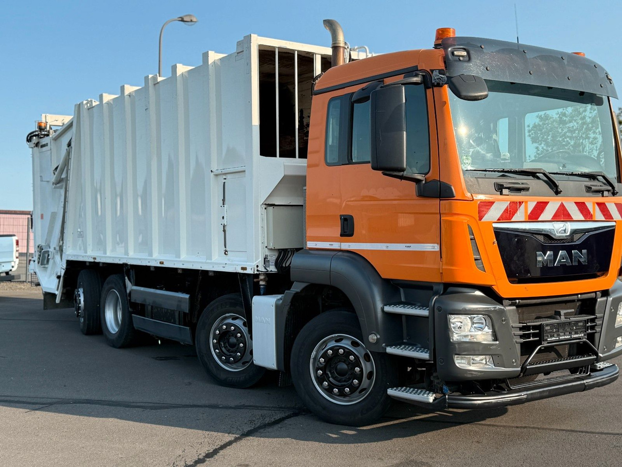MAN TGS 32.360 8x2 Zoeller Mekam, duo Schütte - شاحنة القمامة: صور 3 MAN TGS 32.360 8x2 Zoeller Mekam, duo Schütte - شاحنة القمامة: صور 3