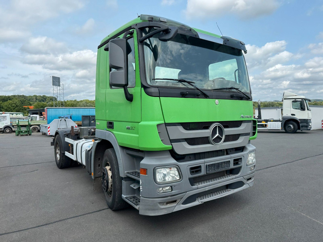 الشاسيه شاحنة Mercedes-Benz Actros 1832 MP 3   Kipperfahrgestell + Klima: صور 14