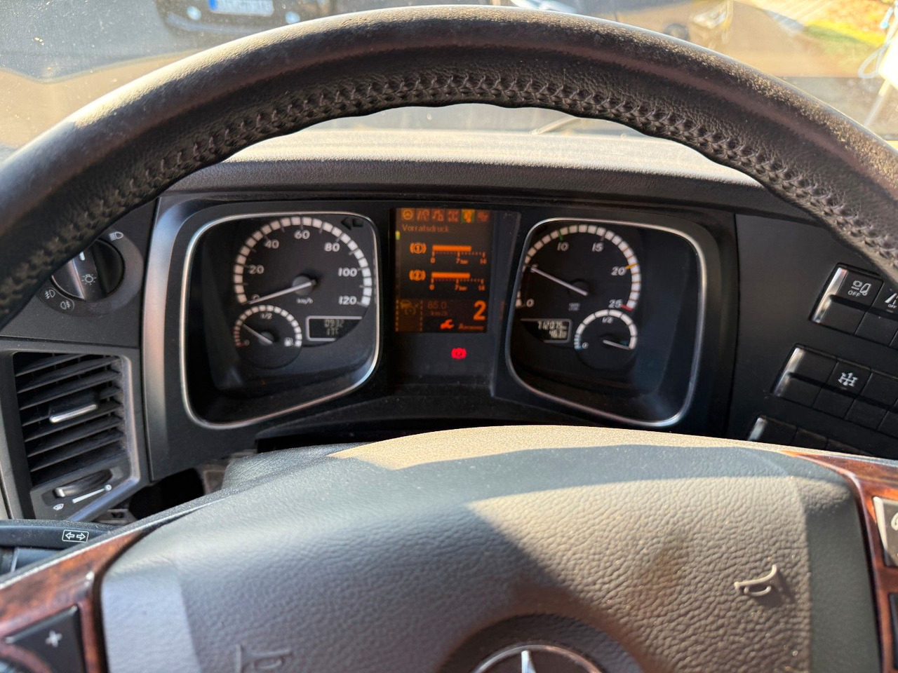 تأجير Mercedes-Benz Actros 1845 Retarder,Kipphydraulik, Big Space Mercedes-Benz Actros 1845 Retarder,Kipphydraulik, Big Space: صور 8 تأجير Mercedes-Benz Actros 1845 Retarder,Kipphydraulik, Big Space Mercedes-Benz Actros 1845 Retarder,Kipphydraulik, Big Space: صور 8