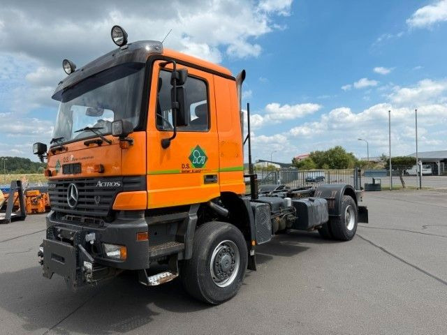 Mercedes-Benz Actros 2031 4x4 Hydraulik + Wechselsystem - الشاسيه شاحنة: صور 1 Mercedes-Benz Actros 2031 4x4 Hydraulik + Wechselsystem - الشاسيه شاحنة: صور 1