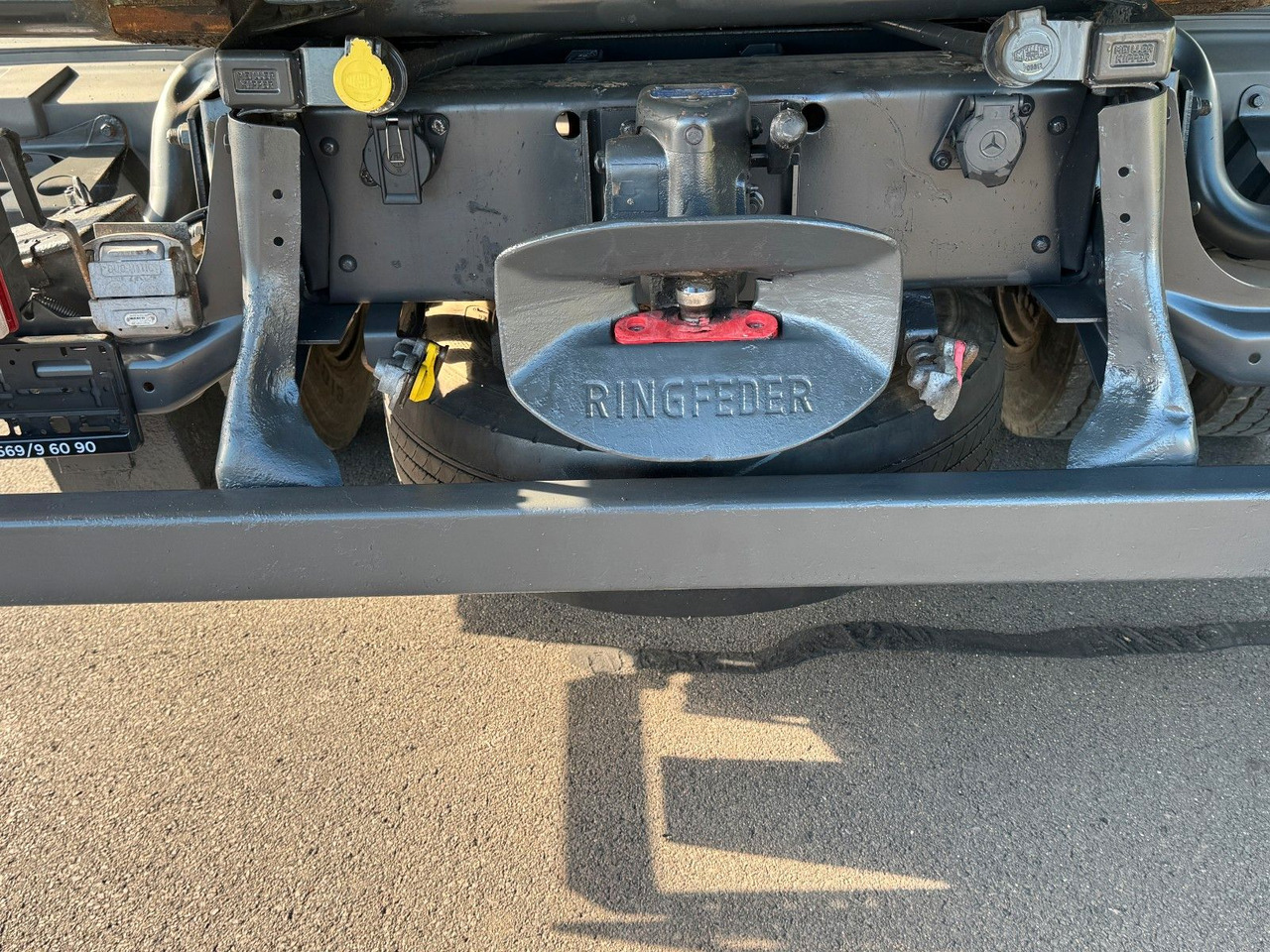 Mercedes-Benz Atego 824K Meiler 3- Seitenkipper + AHK + Hydr. - قلاب صغير: صور 5 Mercedes-Benz Atego 824K Meiler 3- Seitenkipper + AHK + Hydr. - قلاب صغير: صور 5