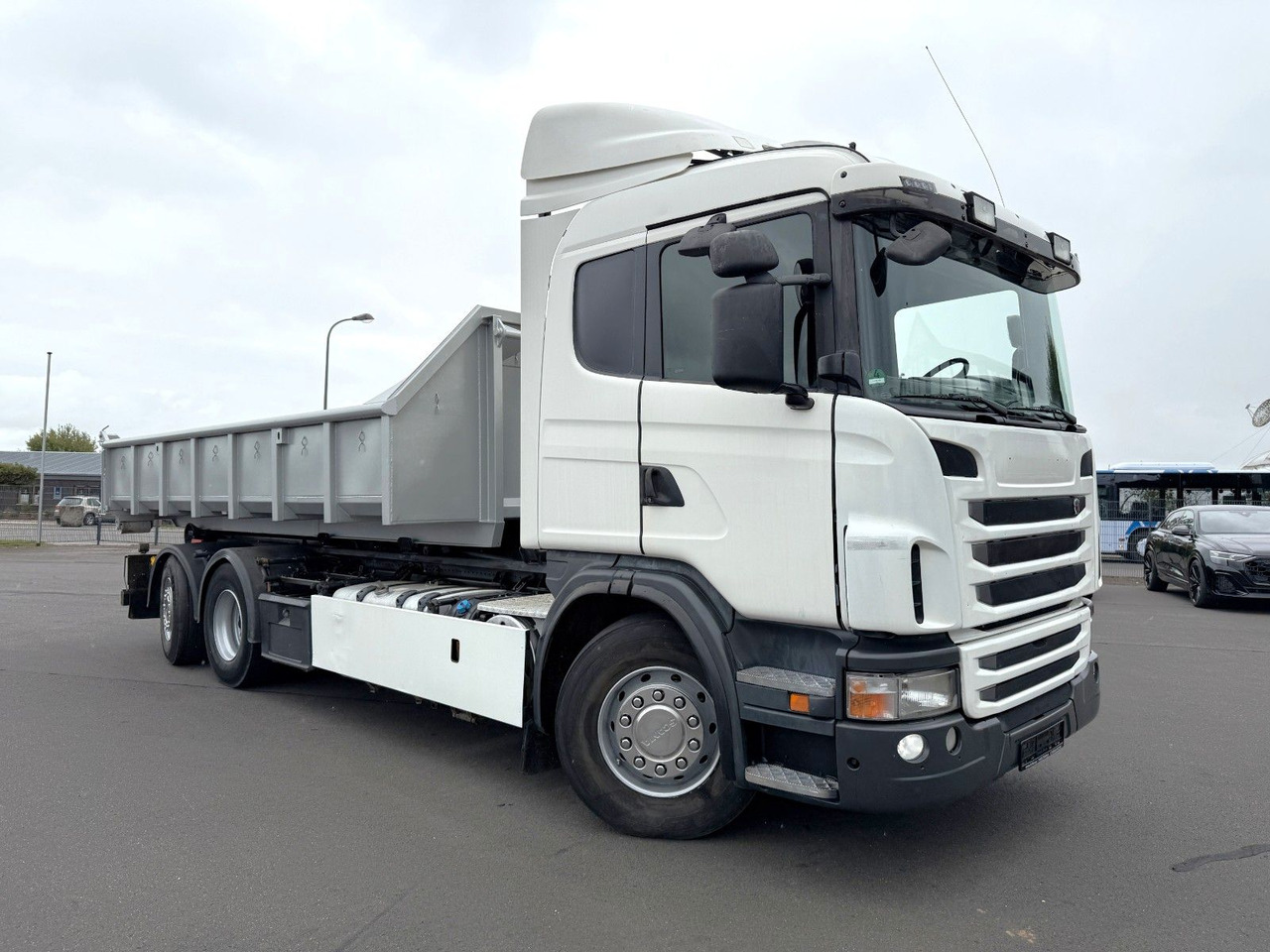 Scania G 440 LB 6x2 Knickhaken Retarder, Klima - شاحنة ذات الخطاف: صور 3 Scania G 440 LB 6x2 Knickhaken Retarder, Klima - شاحنة ذات الخطاف: صور 3