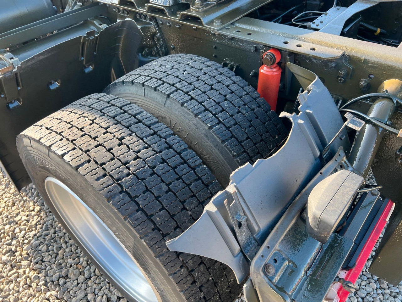 شاحنة جرار Scania P 94 GA 4x2 NA 310 Scania P 94 GA 4x2 NA 310: صور 7 شاحنة جرار Scania P 94 GA 4x2 NA 310 Scania P 94 GA 4x2 NA 310: صور 7