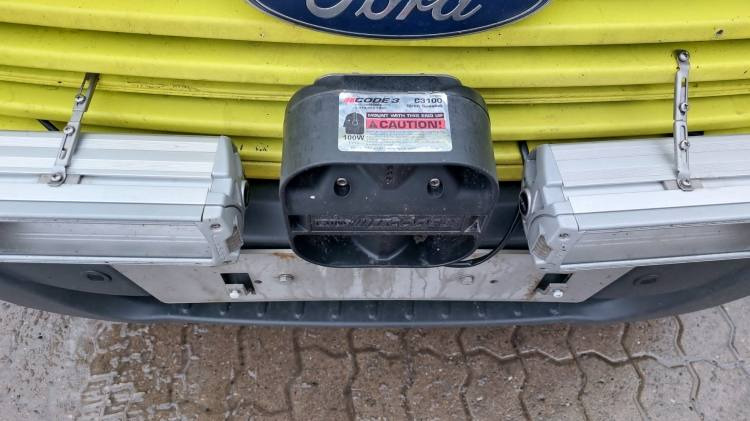 سيارة إسعاف FORD TRANSIT 2,0TDI AMBULANCE KLIMA 12.2018 EURO 6, 3 UNITS: صور 21 سيارة إسعاف FORD TRANSIT 2,0TDI AMBULANCE KLIMA 12.2018 EURO 6, 3 UNITS: صور 21