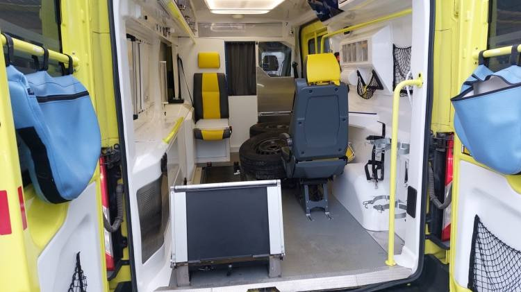 سيارة إسعاف FORD TRANSIT 2,0TDI AMBULANCE KLIMA 12.2018 EURO 6, 3 UNITS: صور 14 سيارة إسعاف FORD TRANSIT 2,0TDI AMBULANCE KLIMA 12.2018 EURO 6, 3 UNITS: صور 14