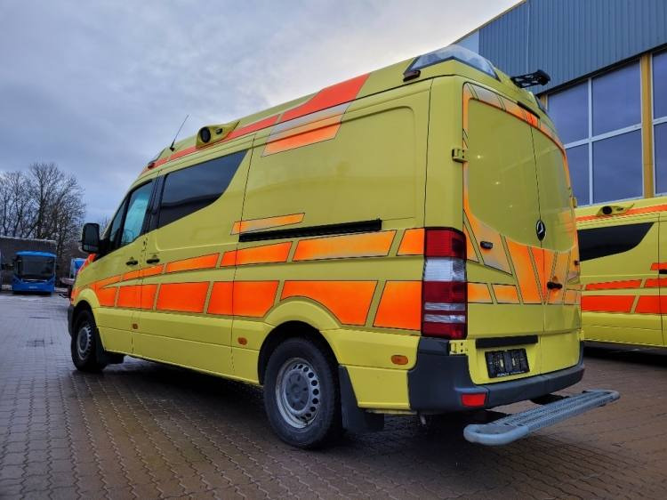 MERCEDES – BENZ SPRINTER 2.2D AMBULANCE (PROFILE) KLIMA 11.2014 EURO 5 - سيارة إسعاف: صور 3 MERCEDES – BENZ SPRINTER 2.2D AMBULANCE (PROFILE) KLIMA 11.2014 EURO 5 - سيارة إسعاف: صور 3