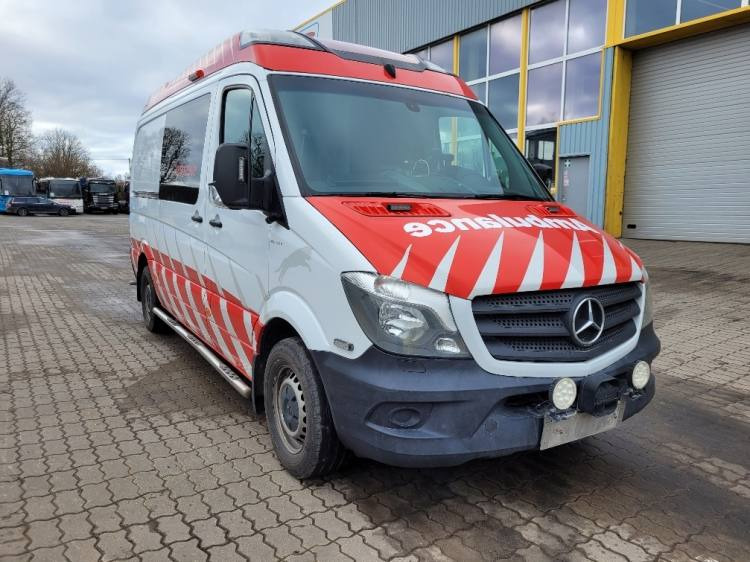 MERCEDES – BENZ SPRINTER 319 AMBULANCE (PROFILE) KLIMA, 6.2017, EURO 6 - سيارة إسعاف: صور 1 MERCEDES – BENZ SPRINTER 319 AMBULANCE (PROFILE) KLIMA, 6.2017, EURO 6 - سيارة إسعاف: صور 1