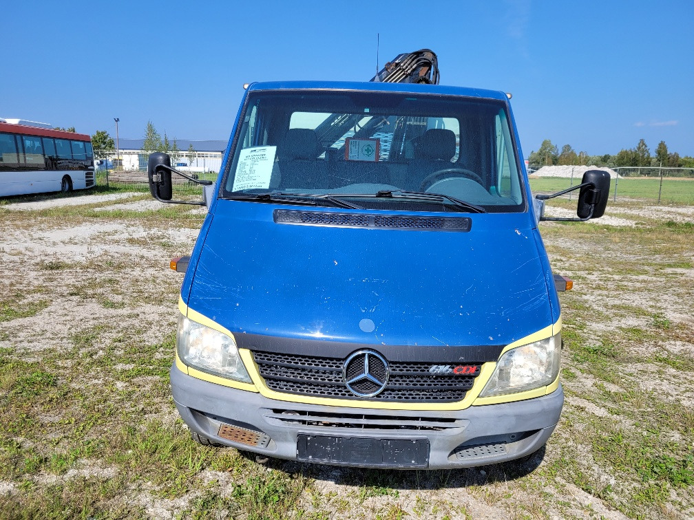 MERCEDES – BENZ SPRINTER 616CDI HIAB 027-2 Crane 10.2004 - الشاحنات الصغيرة المسطحة: صور 3 MERCEDES – BENZ SPRINTER 616CDI HIAB 027-2 Crane 10.2004 - الشاحنات الصغيرة المسطحة: صور 3