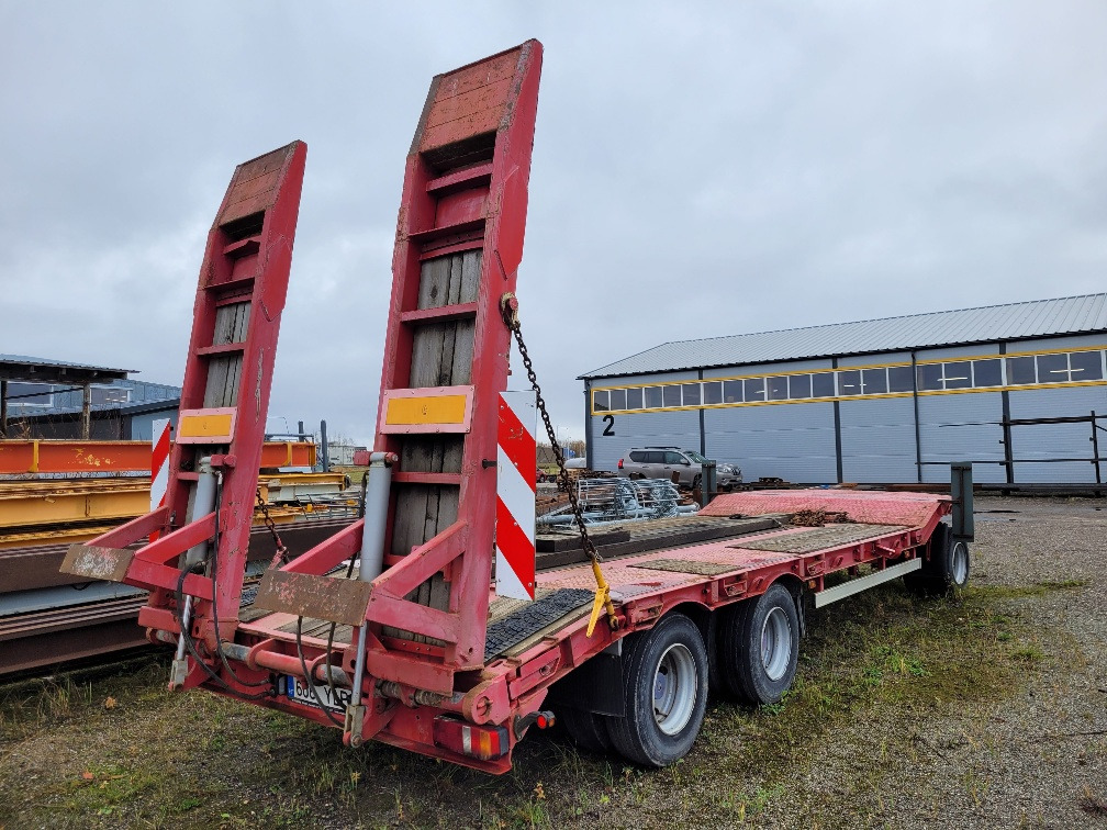 STENA SPN 30+FULL STEEL SUSPENSION+HYDRAULIC RAMPS - عربة مسطحة منخفضة مقطورة: صور 3 STENA SPN 30+FULL STEEL SUSPENSION+HYDRAULIC RAMPS - عربة مسطحة منخفضة مقطورة: صور 3