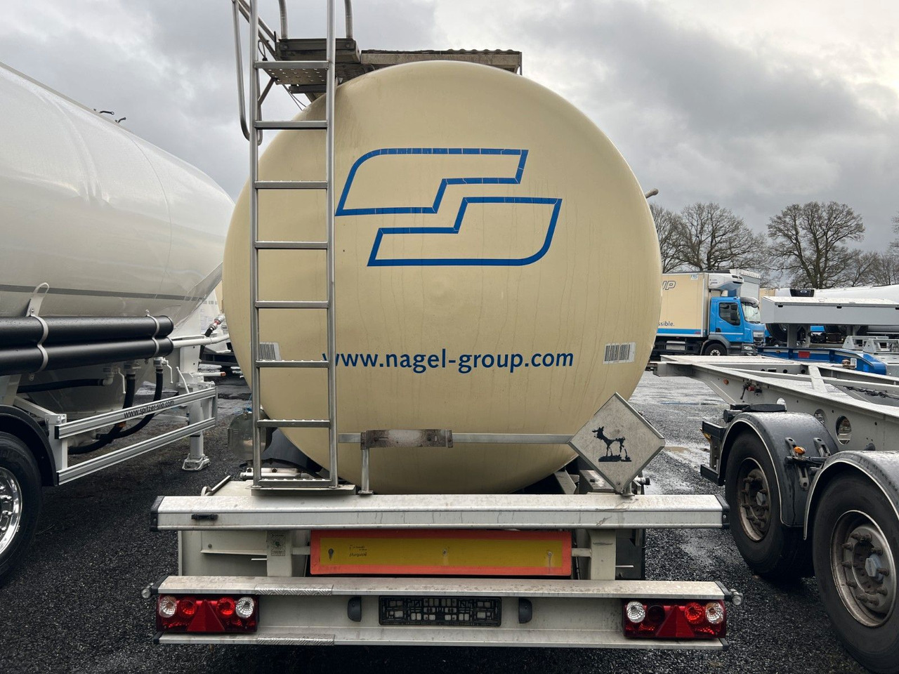 Lag 32.000 l Lebensmitteltank, 3 Kammern, ADR - نصف مقطورة صهريج: صور 4 Lag 32.000 l Lebensmitteltank, 3 Kammern, ADR - نصف مقطورة صهريج: صور 4