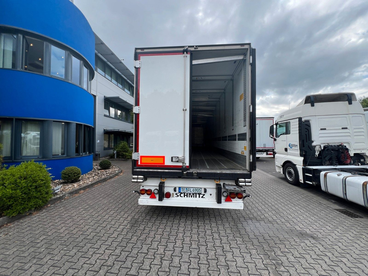Schmitz Cargobull SKO 24/L - 13.4 FP 45 Cool V7, Schmitz S.CU V2.0 - مبردة نصف مقطورة: صور 4 Schmitz Cargobull SKO 24/L - 13.4 FP 45 Cool V7, Schmitz S.CU V2.0 - مبردة نصف مقطورة: صور 4