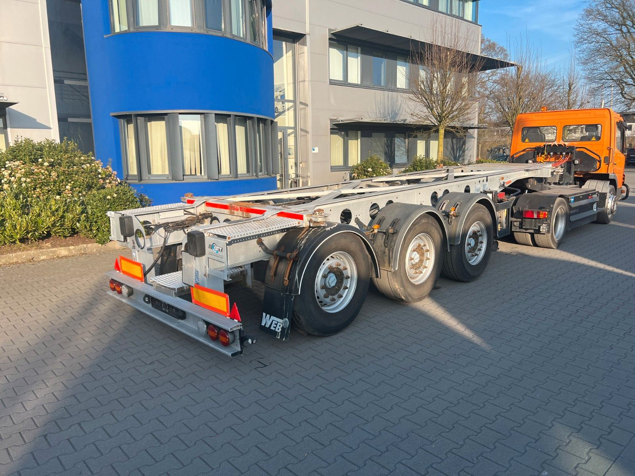 Web Trailer COS-24 AFR, 20ft Chassis Web Trailer COS-24 AFR, 20ft Chassis - شاحنات الحاويات/ جسم علوي قابل للتغيير نصف مقطورة: صور 3 Web Trailer COS-24 AFR, 20ft Chassis Web Trailer COS-24 AFR, 20ft Chassis - شاحنات الحاويات/ جسم علوي قابل للتغيير نصف مقطورة: صور 3