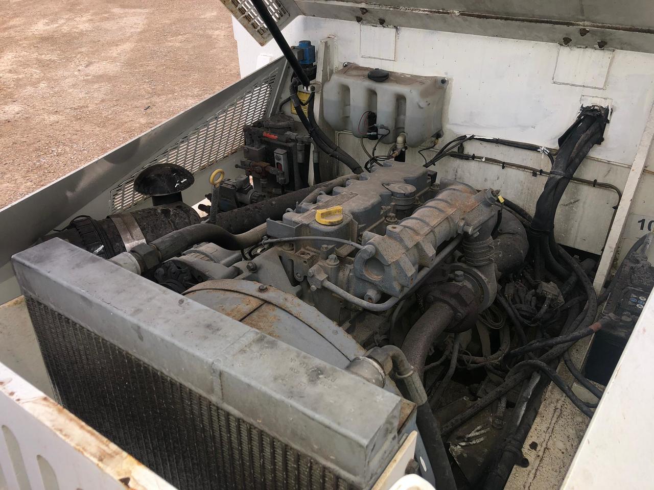 جرارات الأمتعة TEMG TRACTOR/DIESEL TG5000: صور 6