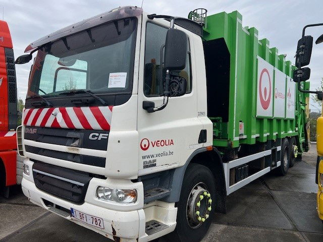 DAF CF 75.250 FAN75.250 CF 6X2 - شاحنة القمامة: صور 1 DAF CF 75.250 FAN75.250 CF 6X2 - شاحنة القمامة: صور 1