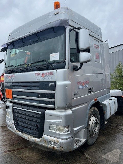 DAF XF 105.460 FT105.460 XF Manuel , Engine Problem - شاحنة جرار: صور 1 DAF XF 105.460 FT105.460 XF Manuel , Engine Problem - شاحنة جرار: صور 1