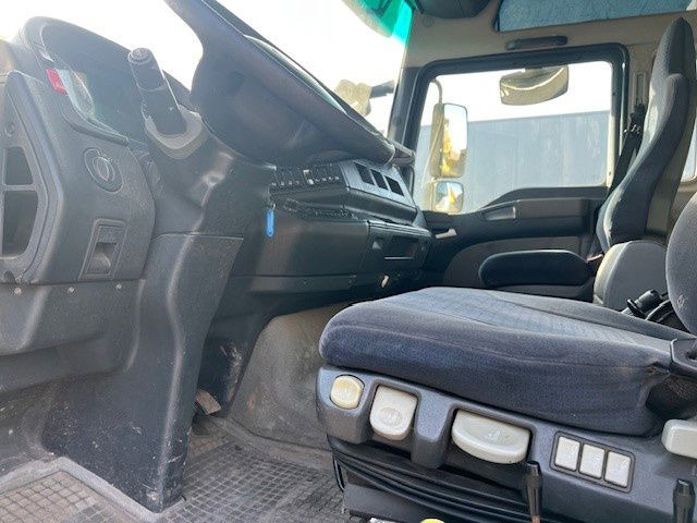 MAN TGA 26.440 .440 6x2 - شاحنات الحاويات/ جسم علوي قابل للتغيير شاحنة: صور 5 MAN TGA 26.440 .440 6x2 - شاحنات الحاويات/ جسم علوي قابل للتغيير شاحنة: صور 5