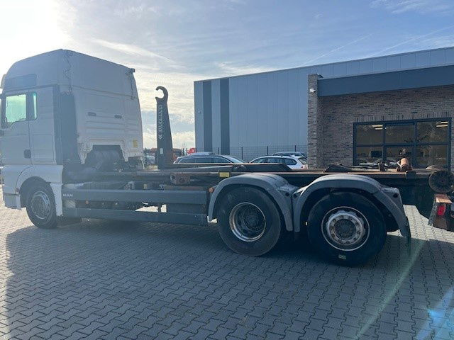 MAN TGA 26.440 .440 6x2 - شاحنات الحاويات/ جسم علوي قابل للتغيير شاحنة: صور 3 MAN TGA 26.440 .440 6x2 - شاحنات الحاويات/ جسم علوي قابل للتغيير شاحنة: صور 3