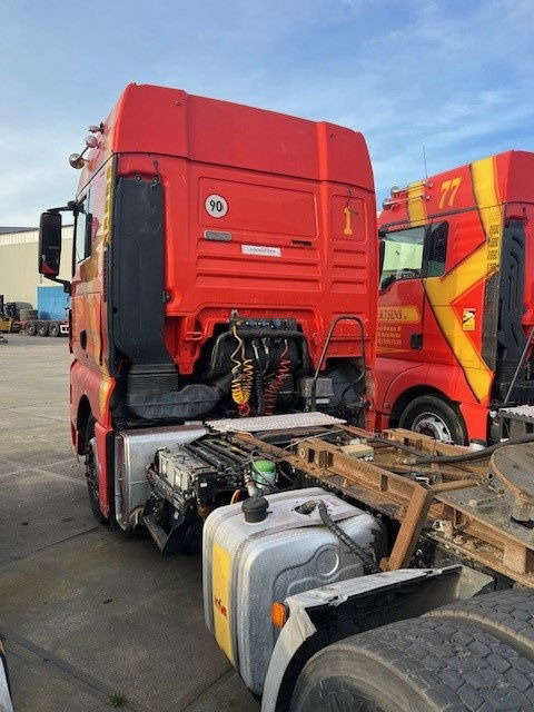 MAN TGX 18.440 .440 Euro5 - شاحنة جرار: صور 4 MAN TGX 18.440 .440 Euro5 - شاحنة جرار: صور 4