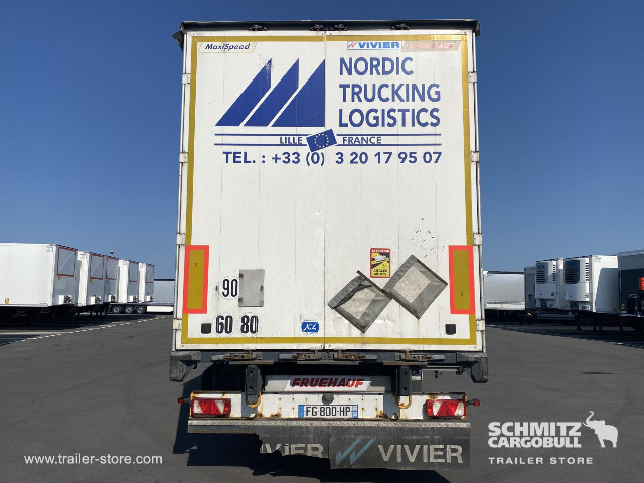 FRUEHAUF Curtainsider Standard Taillift - الخيمة نصف مقطورة: صور 3 FRUEHAUF Curtainsider Standard Taillift - الخيمة نصف مقطورة: صور 3
