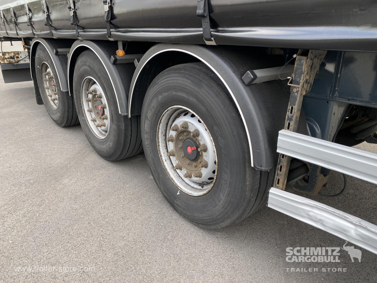 FRUEHAUF Curtainsider Standard - الخيمة نصف مقطورة: صور 4 FRUEHAUF Curtainsider Standard - الخيمة نصف مقطورة: صور 4