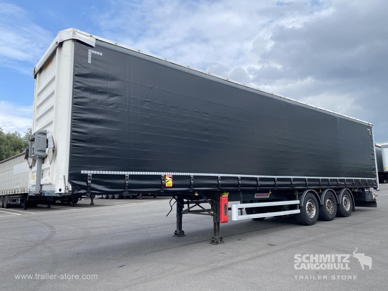 FRUEHAUF Curtainsider Standard - الخيمة نصف مقطورة: صور 1 FRUEHAUF Curtainsider Standard - الخيمة نصف مقطورة: صور 1