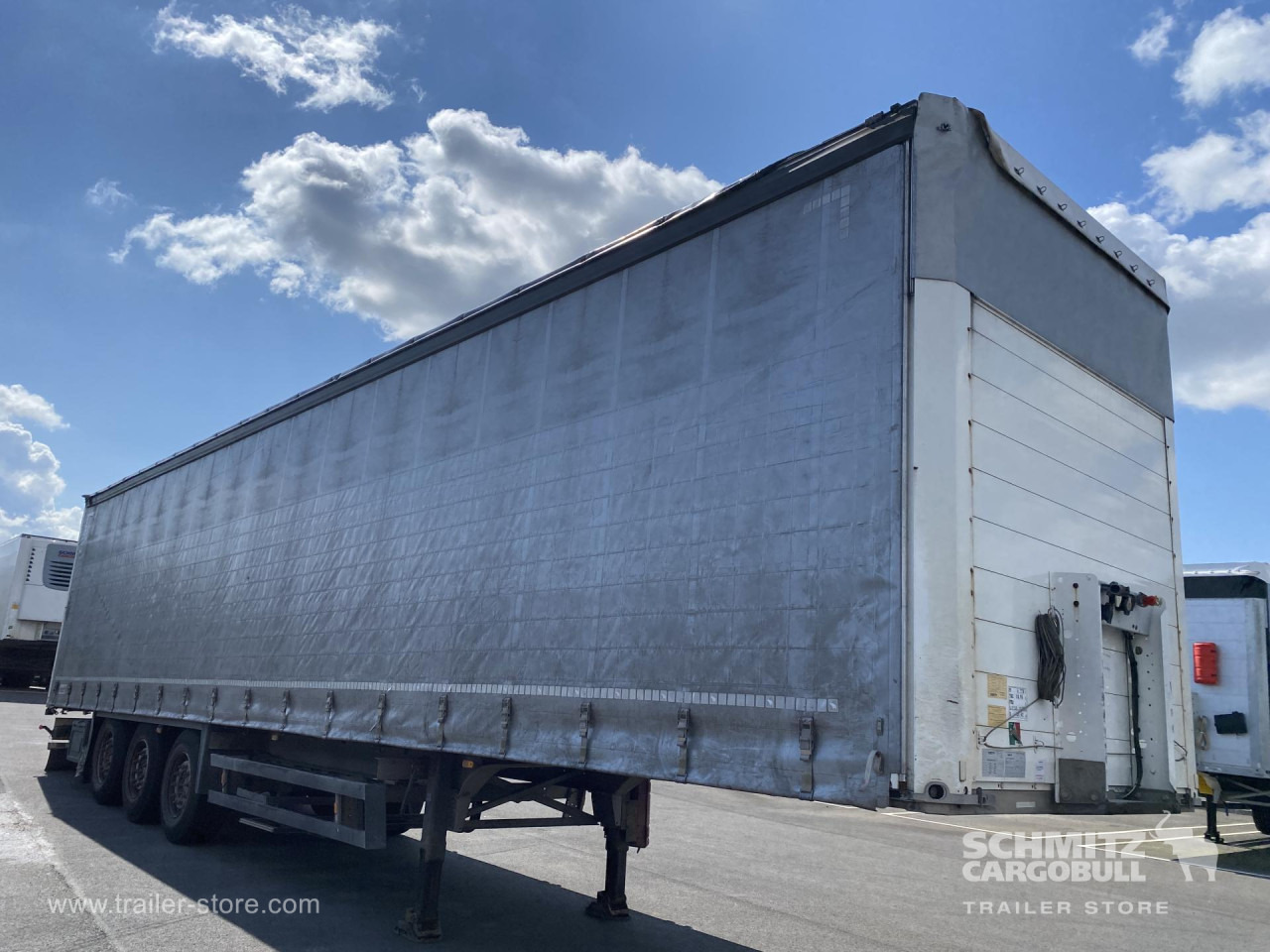 SCHMITZ Curtainsider Standard - الخيمة نصف مقطورة: صور 1 SCHMITZ Curtainsider Standard - الخيمة نصف مقطورة: صور 1