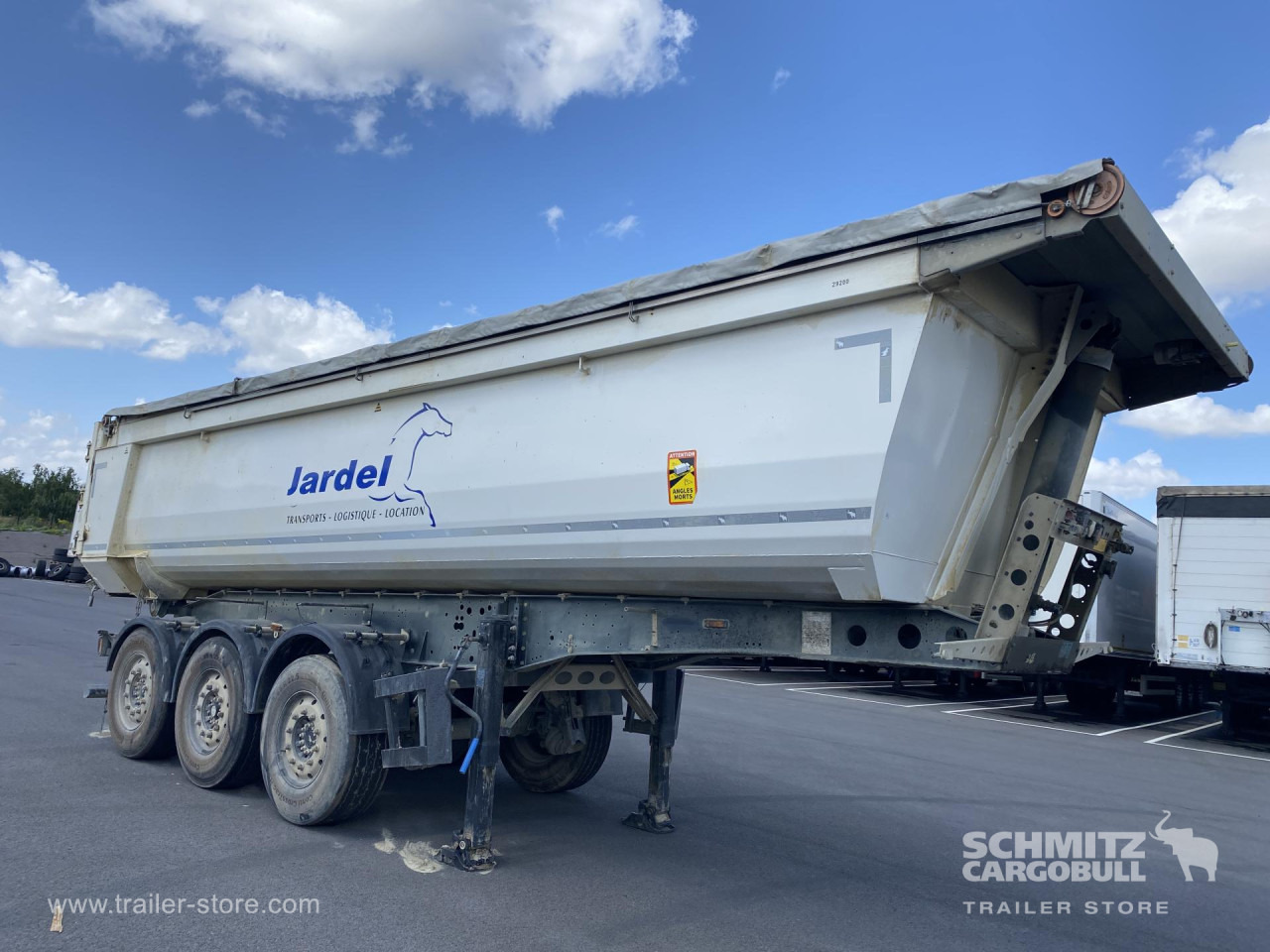 SCHMITZ Tipper Steel half pipe body 24m³ - قلابة نصف مقطورة: صور 1 SCHMITZ Tipper Steel half pipe body 24m³ - قلابة نصف مقطورة: صور 1
