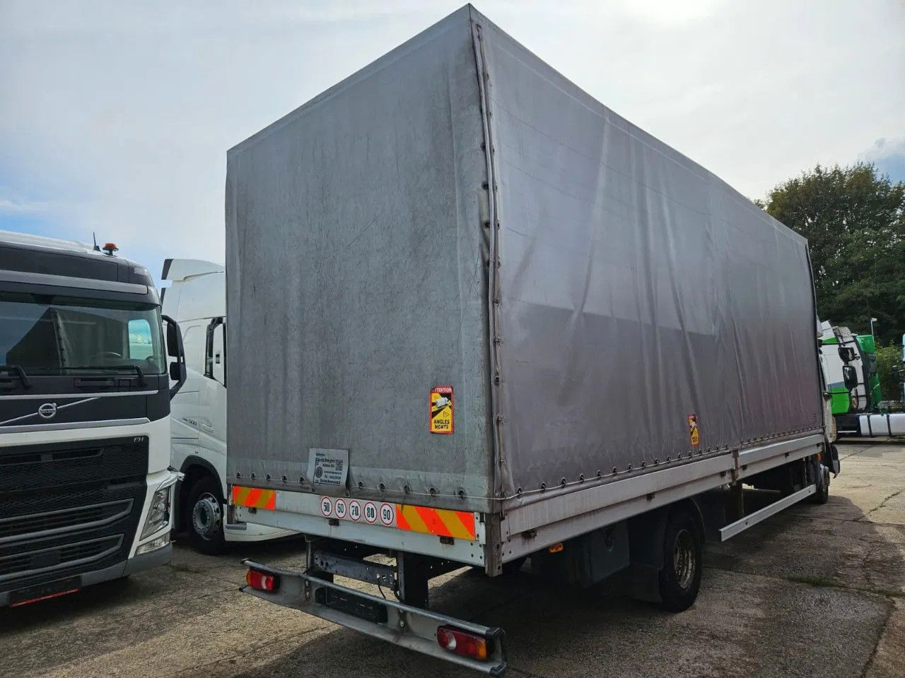 DAF LF 45.180 EEV - More units in stock! - الشاحنات الصغيرة ستائر: صور 5 DAF LF 45.180 EEV - More units in stock! - الشاحنات الصغيرة ستائر: صور 5