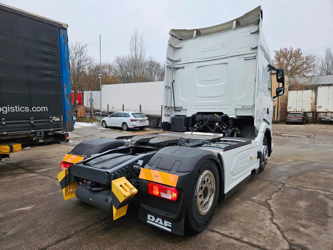 DAF XF 480 Brand NEW! Full Spoiler, Reversing Camera - شاحنة جرار: صور 5 DAF XF 480 Brand NEW! Full Spoiler, Reversing Camera - شاحنة جرار: صور 5