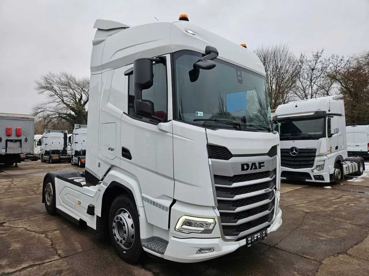 DAF XF 480 Brand NEW! Full Spoiler, Reversing Camera - شاحنة جرار: صور 3 DAF XF 480 Brand NEW! Full Spoiler, Reversing Camera - شاحنة جرار: صور 3